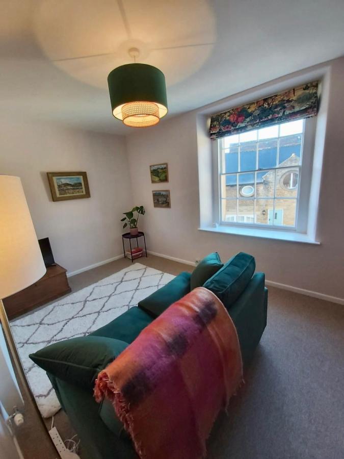 Courtyard House - Boutique Stay, Sleeps 2 - Bruton Exterior photo